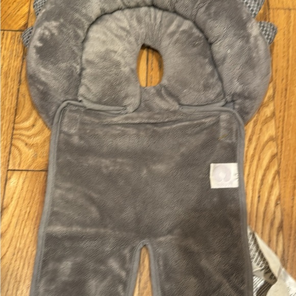 Boppy head and neck support - Picture 2 of 7